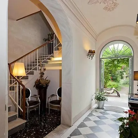 Hotel Novecento Pisa