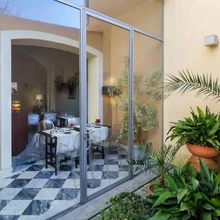 Hotel Novecento Pisa